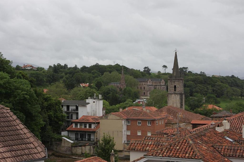 Hostal Esmeralda Comillas Quarto foto